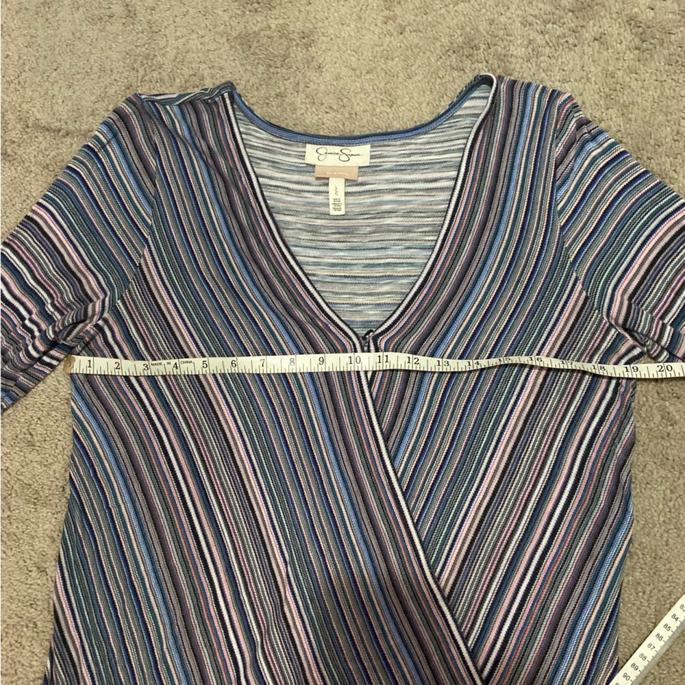 Jessica Simpson Nursing Shirt Size Large - Picture 3 of 11